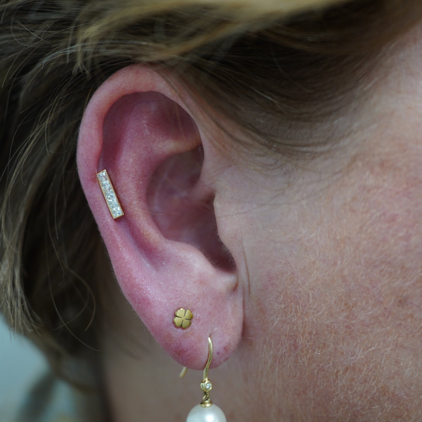 Ear Piercing Service // Perforación de Orejas