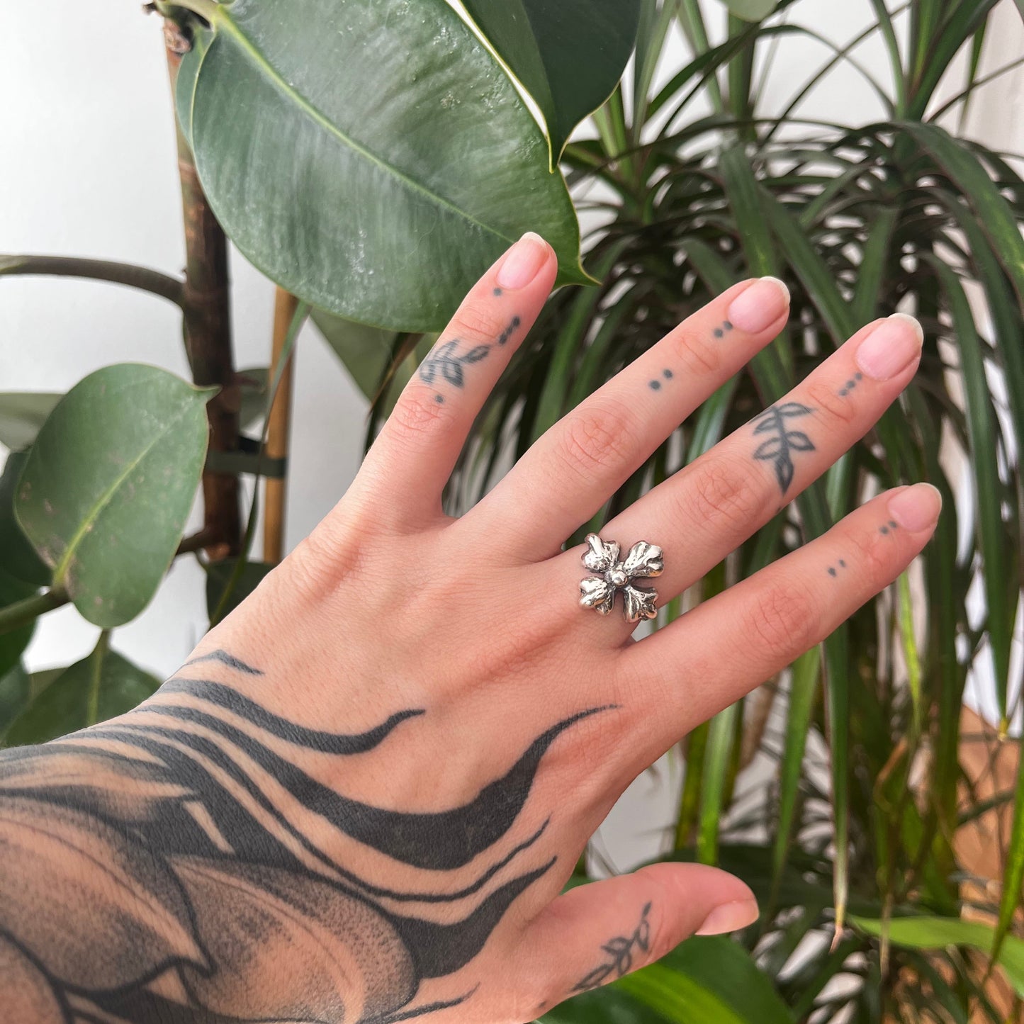 Flower ring handmade in sterling silver