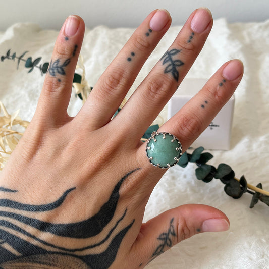 Handmade ornamental ring in sterling silver with aventurine