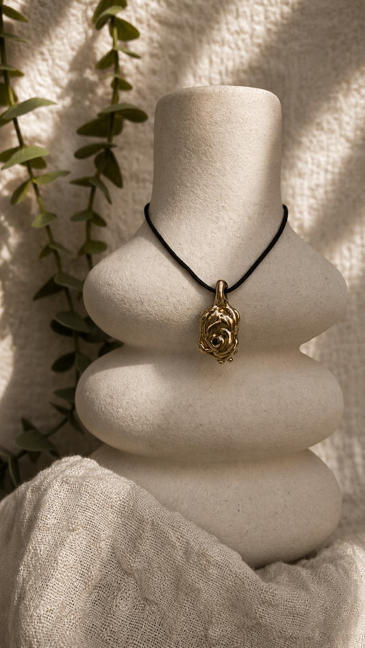 Heirloom Nr.007 - Lilith