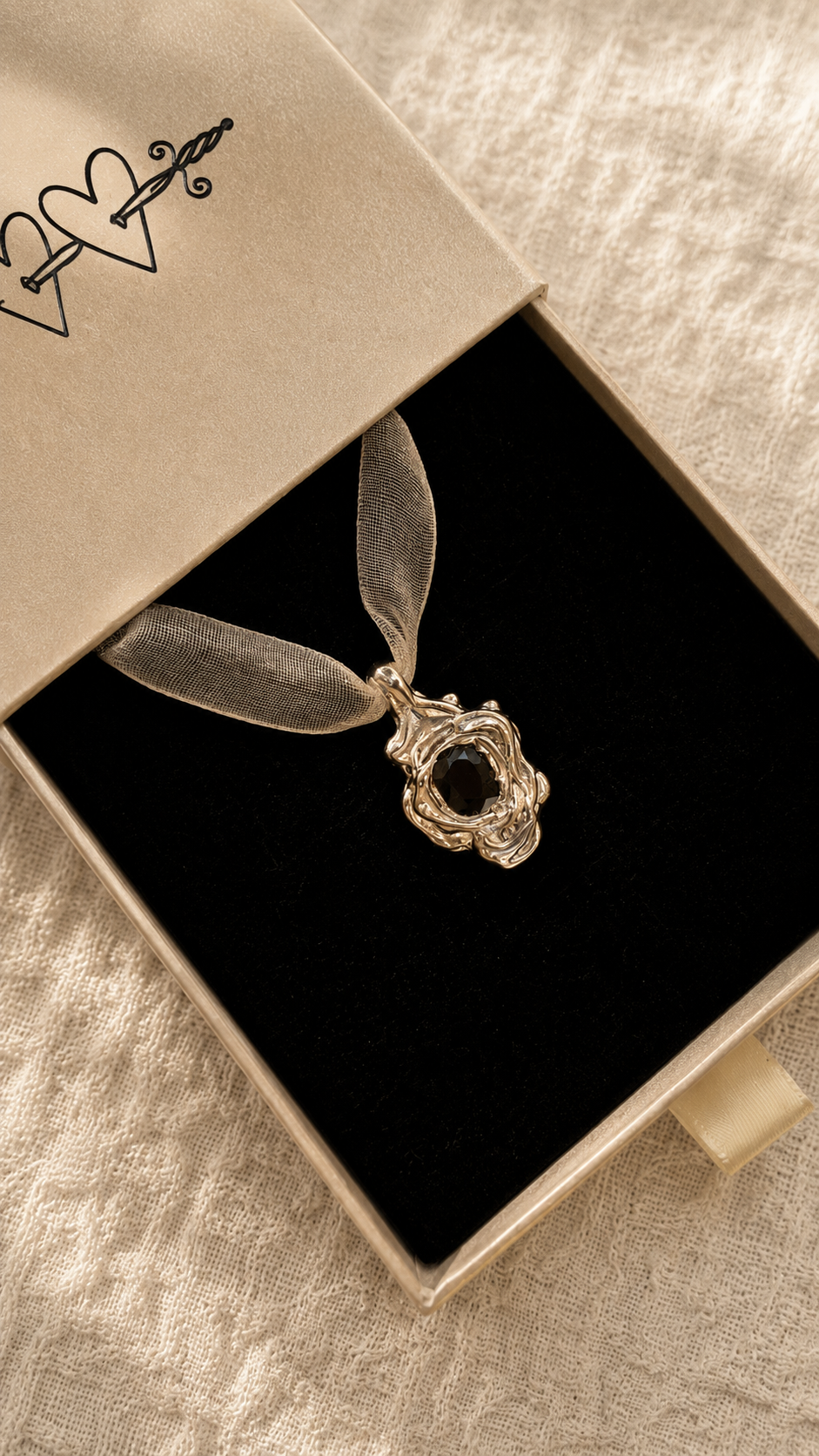 Heirloom Nr.009 - The Veil